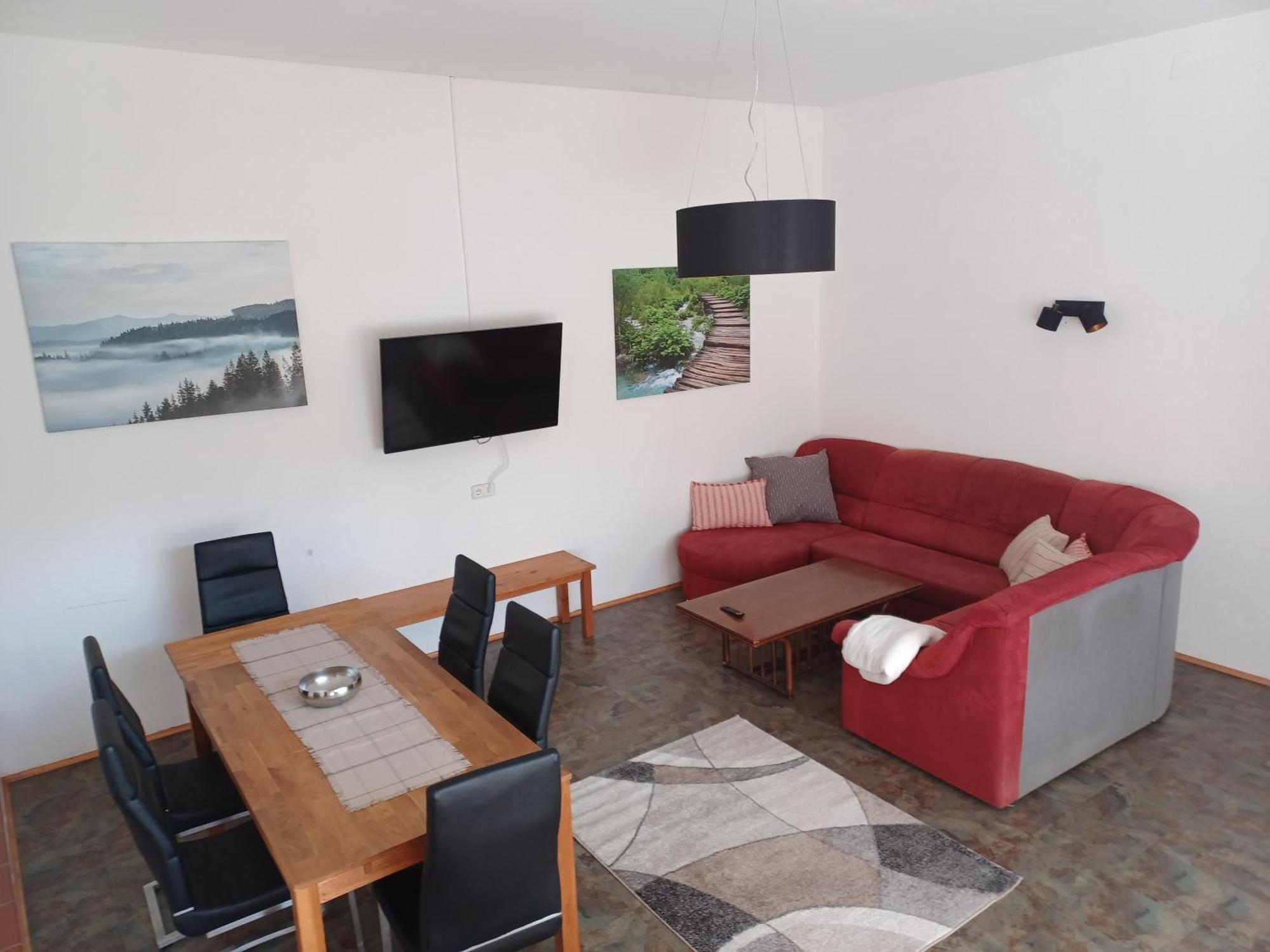 Ferienwohnungen Und Appartements Im Idyllischen Vierkanthof, Gruppenurlaube ลอยแพร์ดอร์ฟ เบ เฟิร์สเทนเฟลด์ ภายนอก รูปภาพ